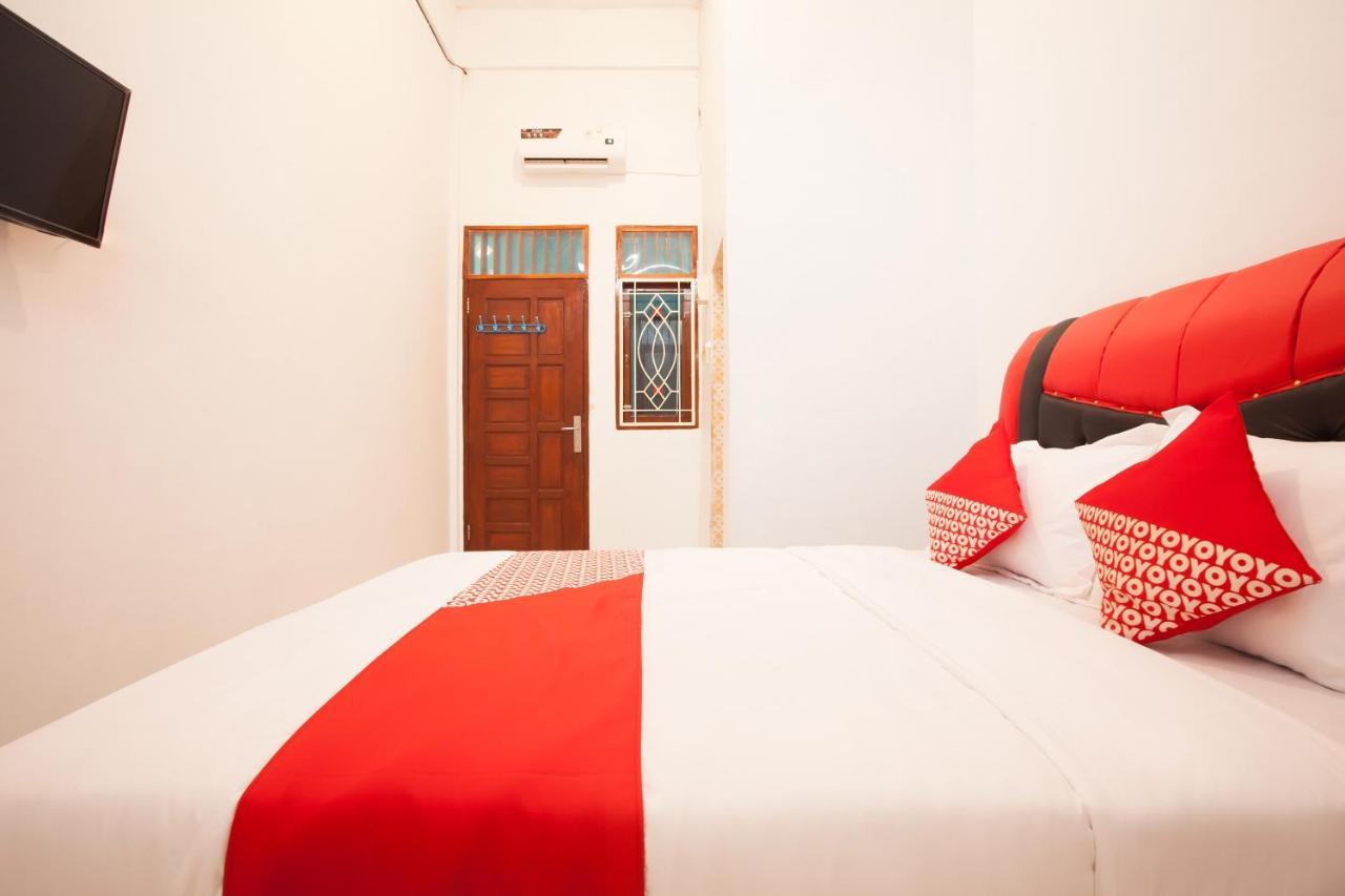 Hotel Oyo 1978 Indah Medan